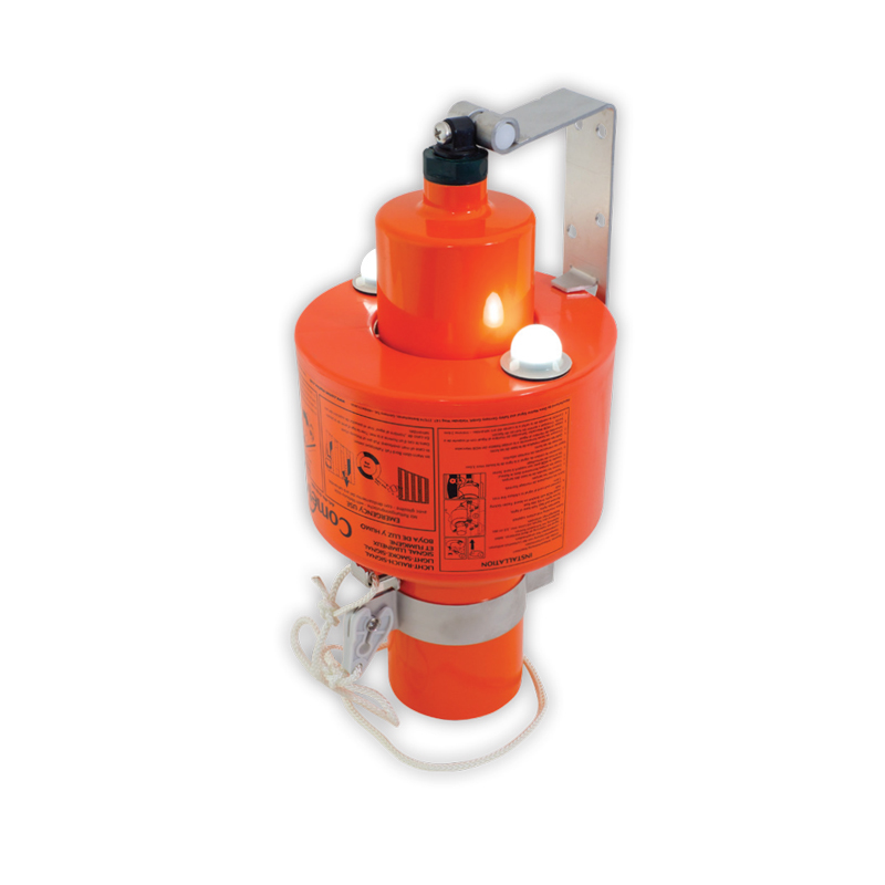 9990204 - Comet Manoverboard Light & Smoke Signal